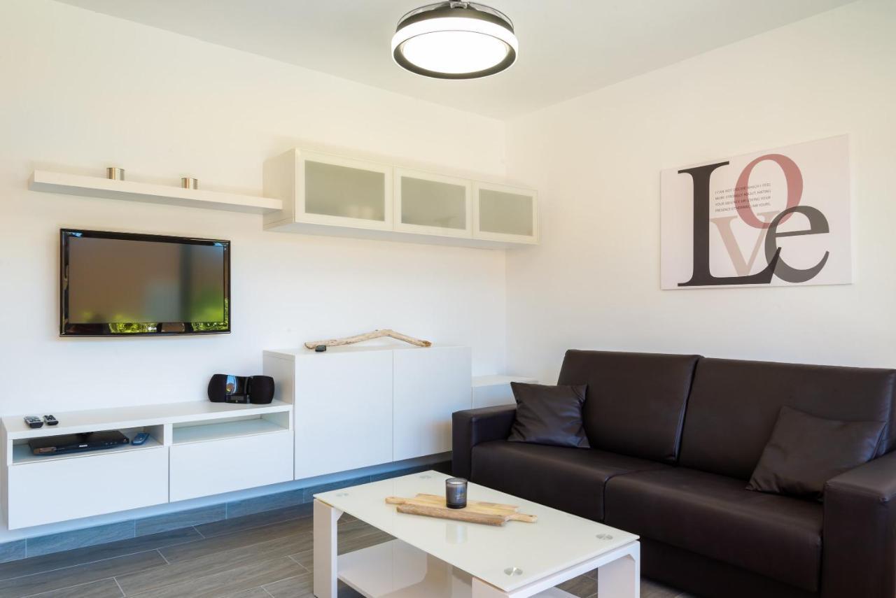 Casa Lucien - Newly Refurbished Apartment With Swimming Pool - Ideal For Couples Corralejo Exterior photo